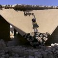 Daraya, la bibliothèque sous les bombes, un film de Delphine Minoui et Bruno Joucla